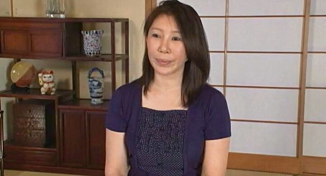 五十路四十路のおとこ狂い 私、おまこが破けるまでやりたいの! 濃厚中出し性交為 五十路四十路7人のおまた丸出し 5時間10分 デラックスのサンプル動画
