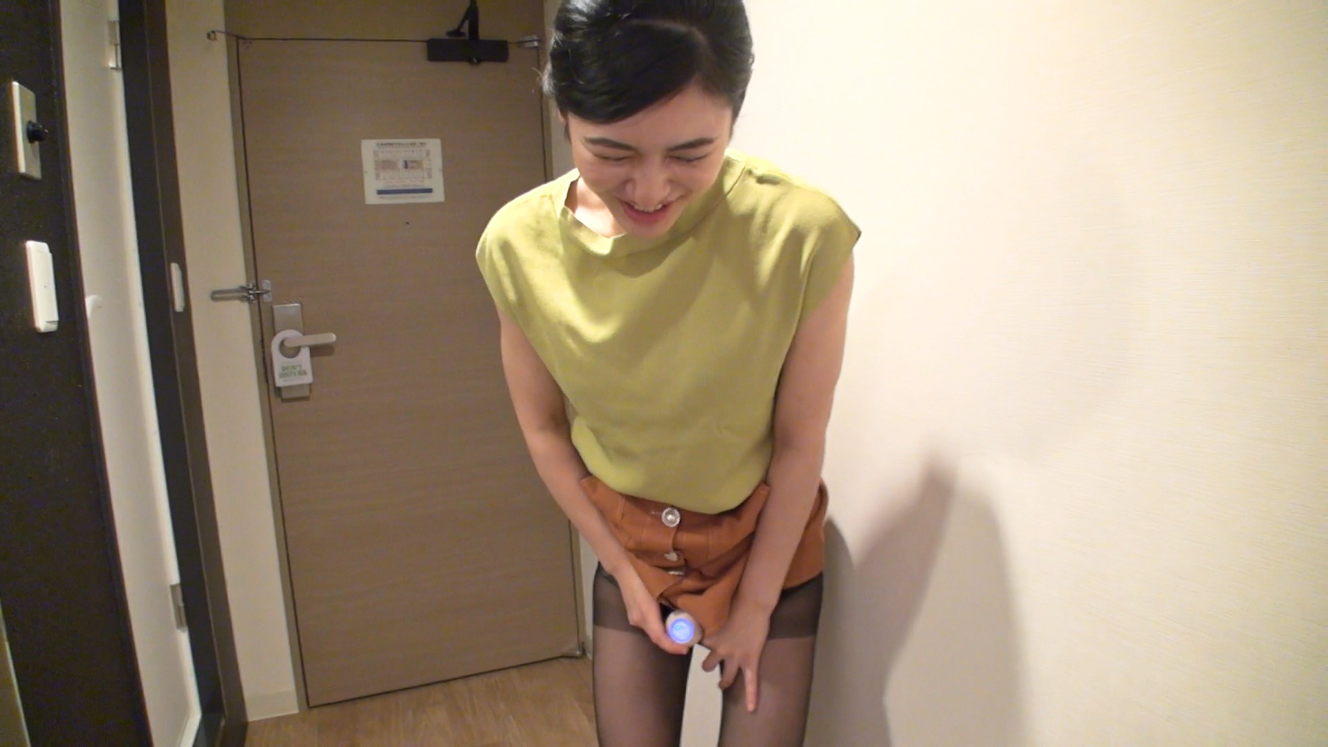 経験人数は1人だからほぼ処女！凄すぎる潮吹き！ 中出し2回！ごっくんまでしてくれるお嬢さま系JD！ - アダルト動画 ソクミル