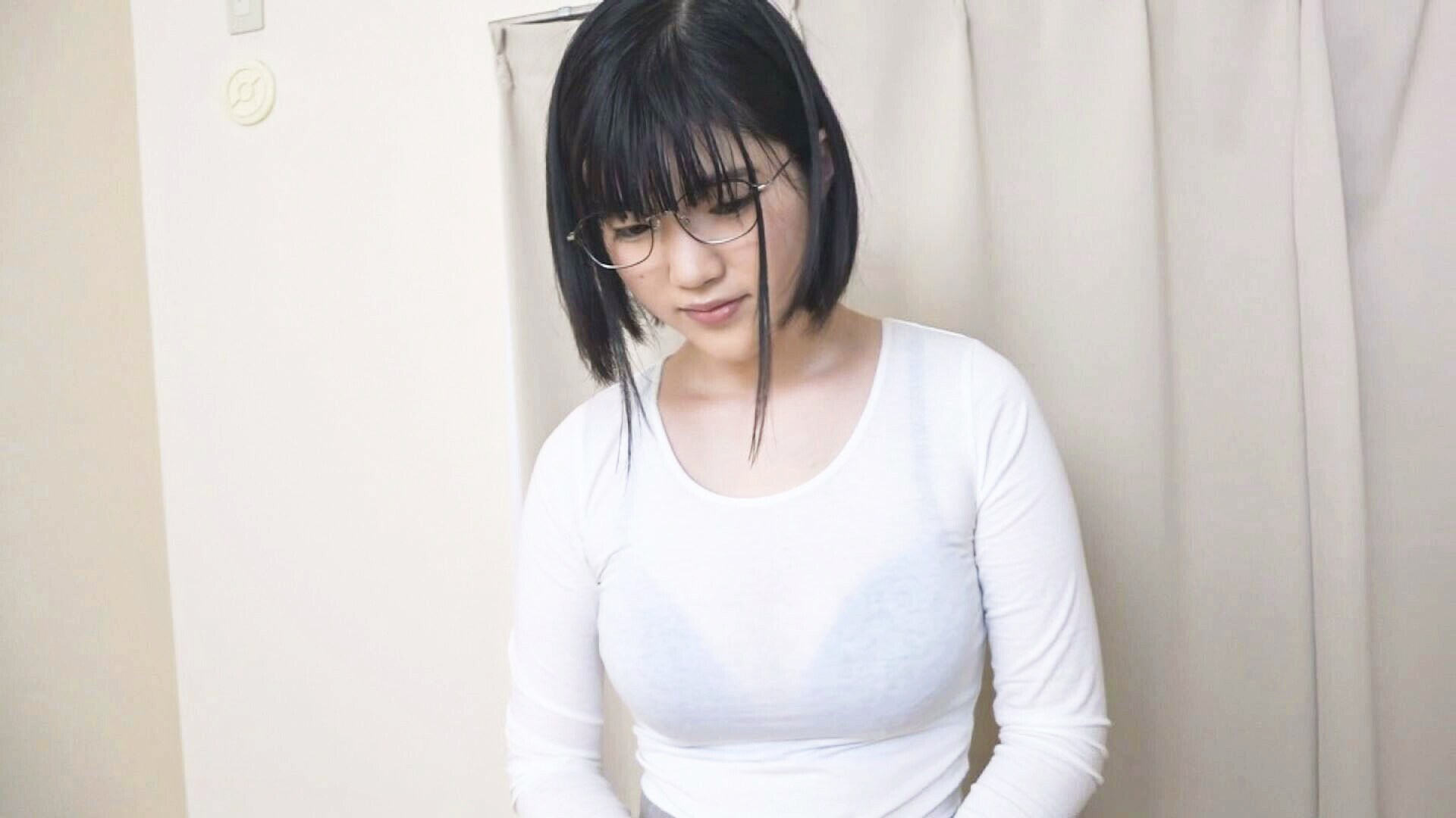 歌舞伎をうろついていた学生さん、幸の薄そうなワケありな感じが最高。のサンプル動画