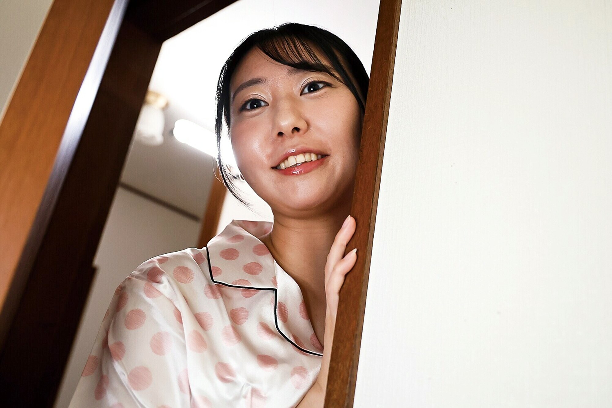 実地指導・姉弟 『お姉ちゃんが練習台になってあげる』童貞の実弟にエロ本を突きつけ小悪魔に誘惑した25歳美姉。余裕の騎乗位から一転、絶倫に覚醒した弟の巨根に押し倒される狂乱の逆 かたよせ萩花のサンプル動画