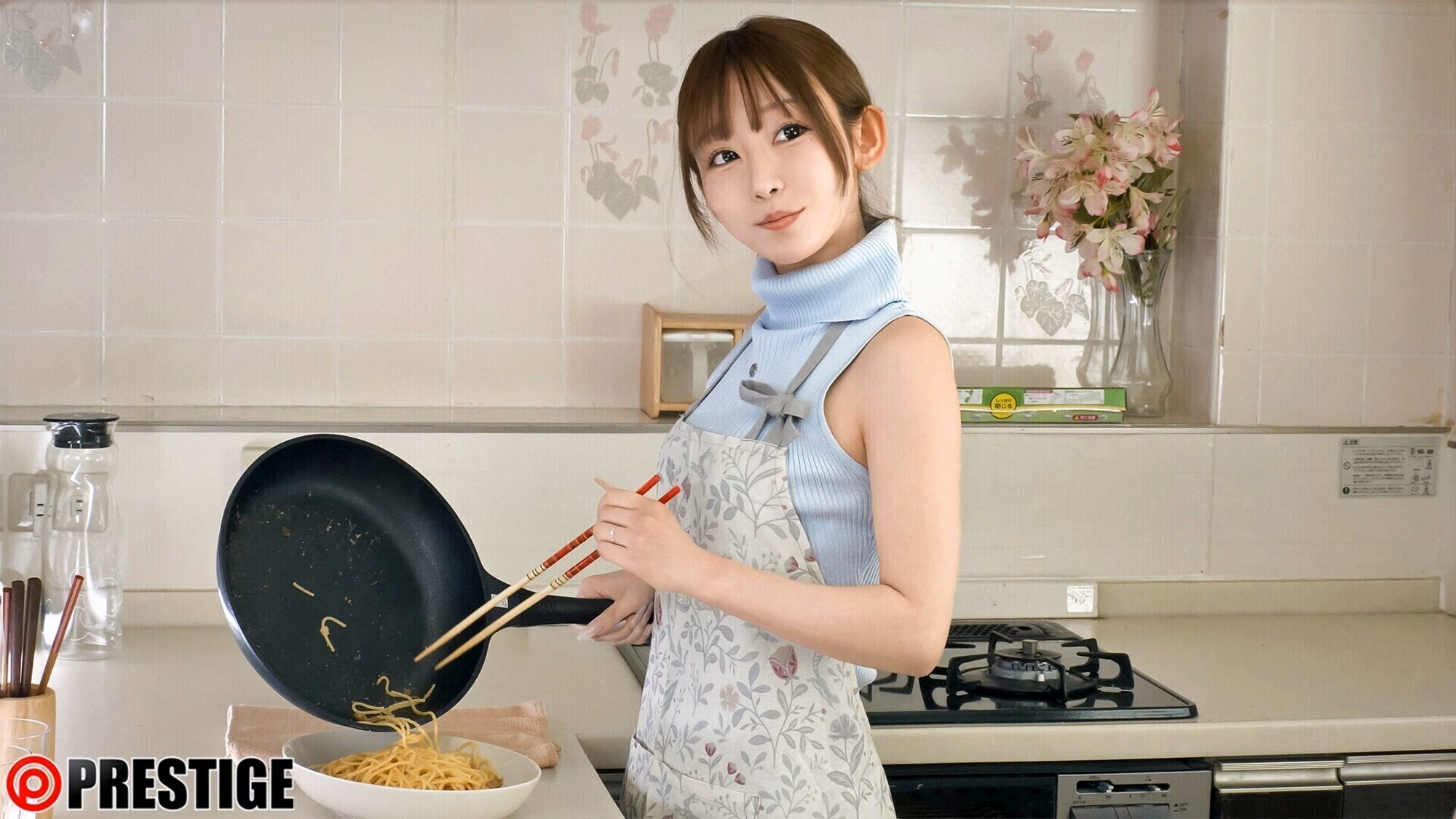 密かに憧れていた兄嫁に誘惑され、感情が爆発して何度も中出しした・・・ 七嶋舞のサンプル動画