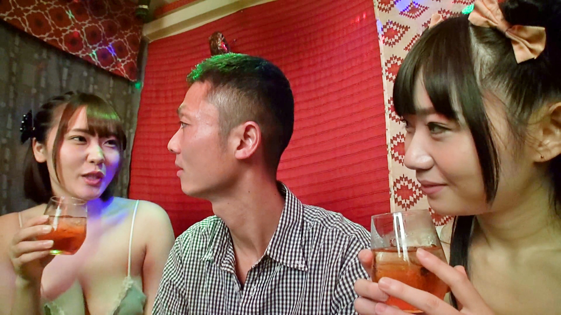 噂 の ベロチュー おっ パブ