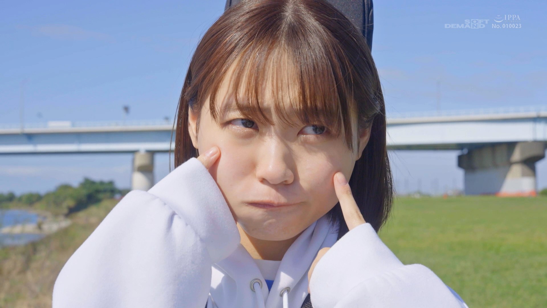 片思いを捨てられなかったやけくそ処女 斗架（20）処女デビューのサンプル動画