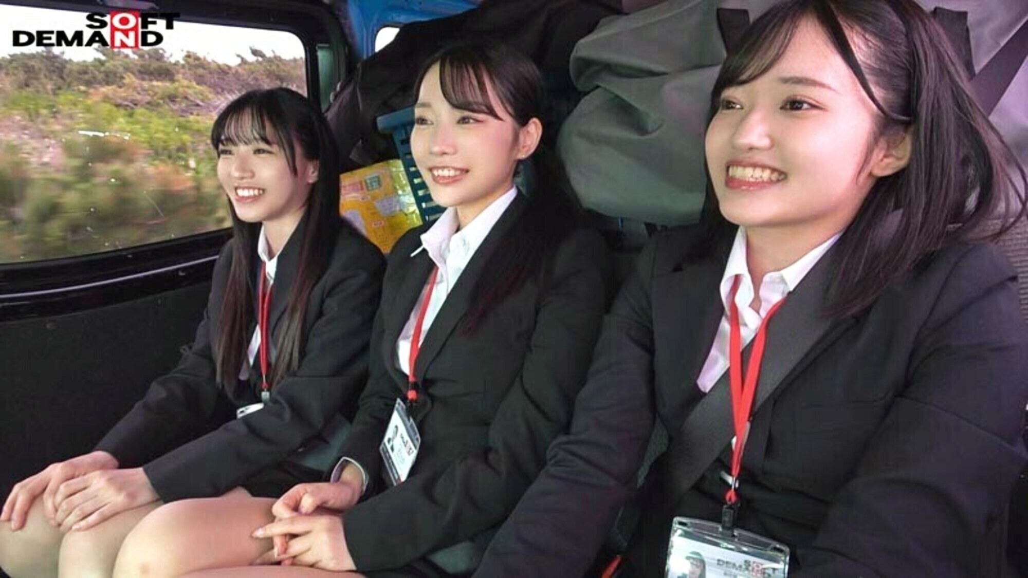 絶倫先輩社員のハx撮り研修に同行させられた1年目女子社員3名の記録のサンプル動画