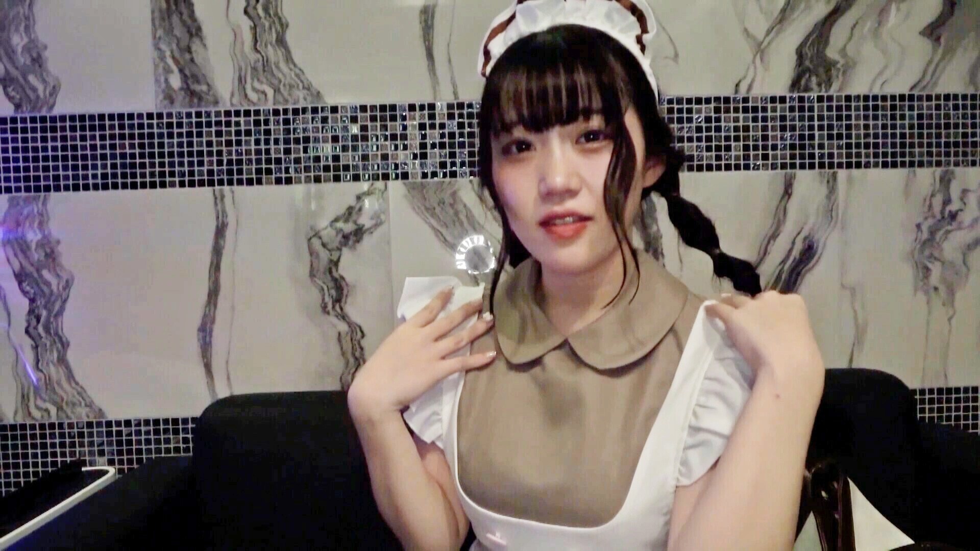 AV男優のプライベートナンパ！メイドコスでラブホでノリパコ嵌め撮りセックスに大盛り上がり！のサンプル動画