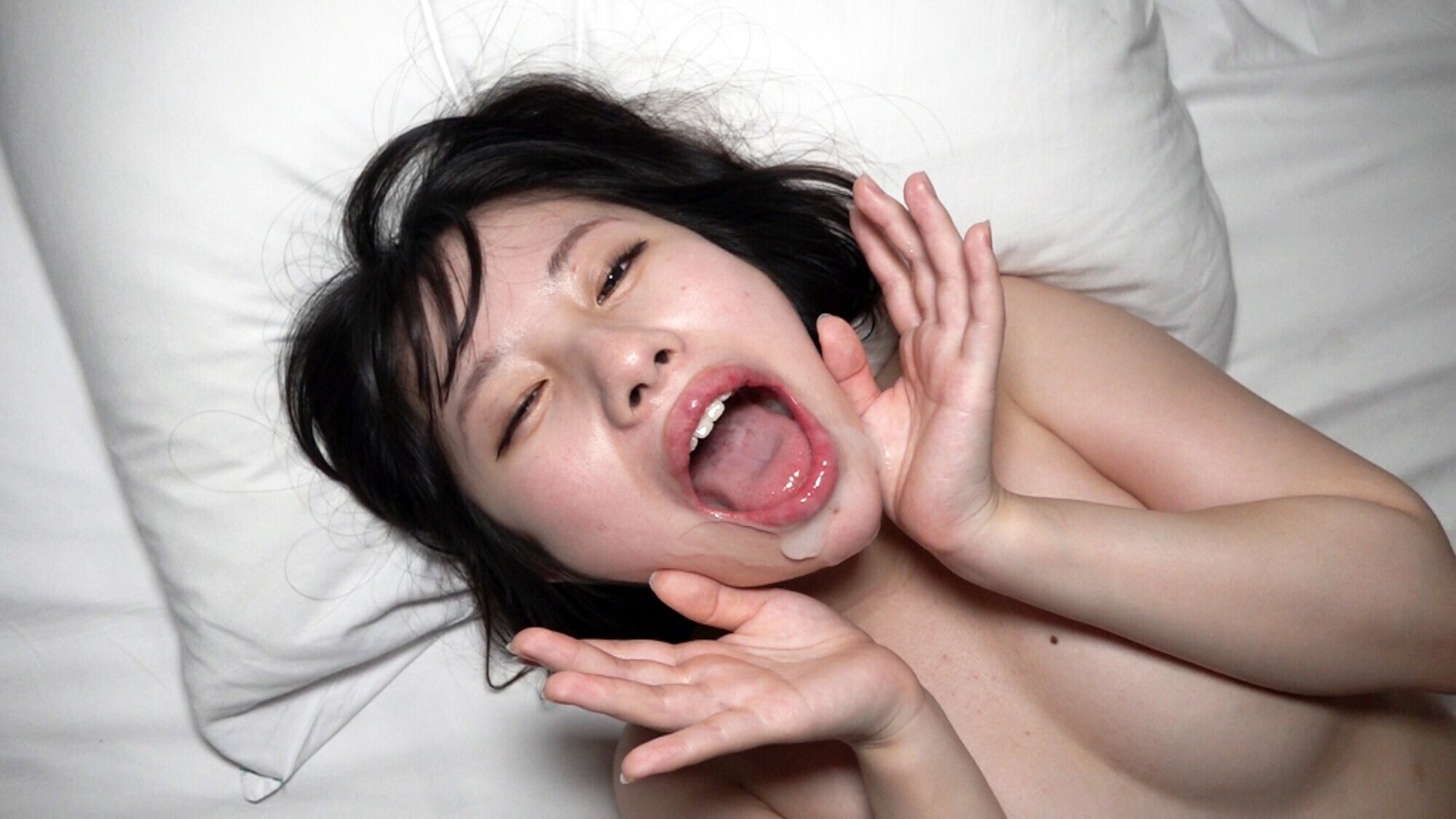 巨根おじさん達と乱交 画像12