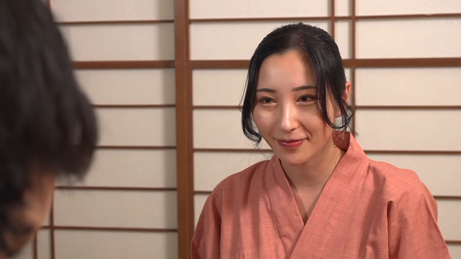 SNSでバズった温泉宿の看板娘は巨乳美人姉妹！！ 2 画像1