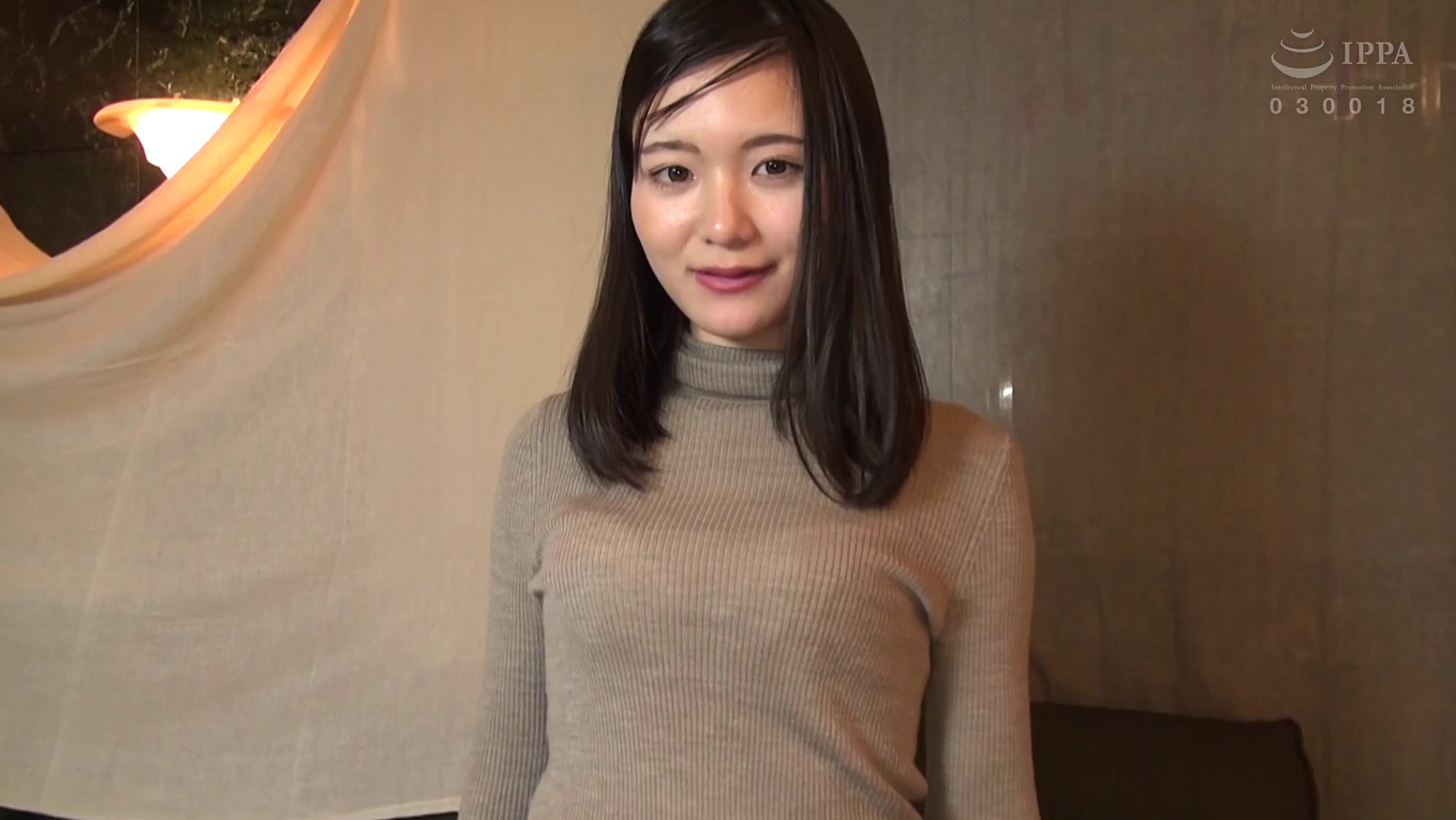 素人娘の胸の膨らみとブラジャー観察 画像14