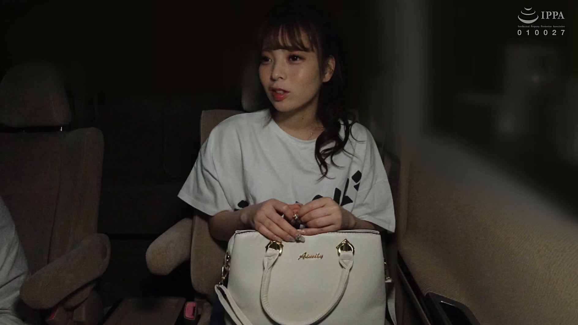 【カップルNTR】 彼氏の目の前で彼女を寝取る (22歳 雑貨屋店員 みなみちゃん) 画像18