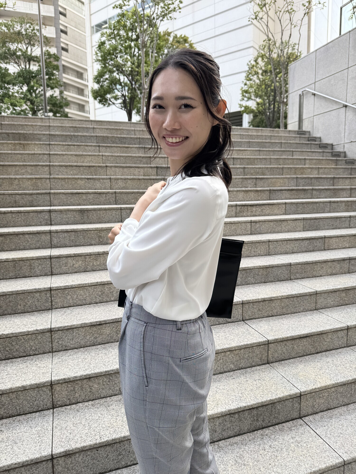 同僚を口説いてSEXするアカウント 今、狙っている同僚 画像1