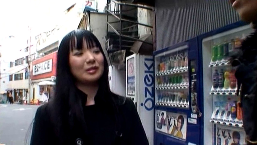パチンコにはまる人妻は負け分を取り戻すためにカラダを売るのかナンパで試してみた。 画像1
