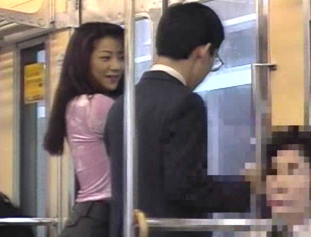 真性痴女・逆セクハラ男漁り 画像1