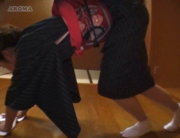 裸の尻より 着衣尻。 ~衣服をまとったエロ尻BEST 41尻分! 画像2