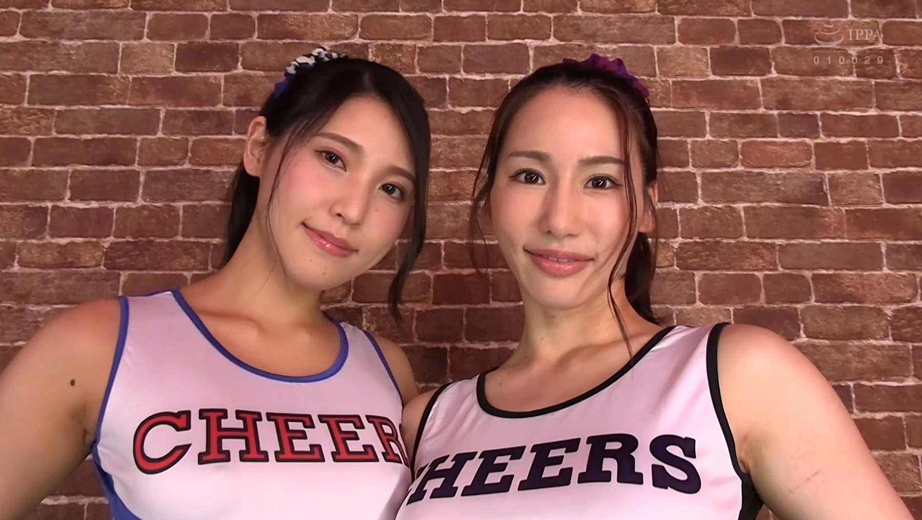 むちむちの尻に顔埋めてアナル舐めさせられながらずっとフェラチオされ続ける3P痴女性感 画像1