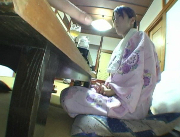 人妻不倫旅行 熟れた裸体を貪り尽くした16時間 「そんなに見られたら・・・それだけで濡れてきちゃう」 画像20