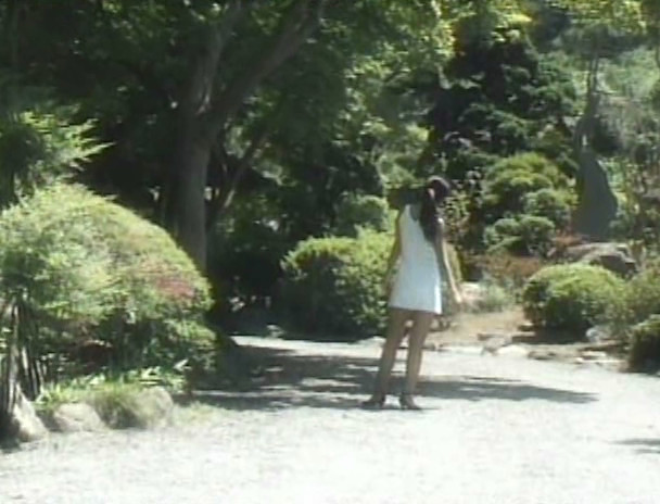 いんらんパフォーマンス 淫乱主婦VSお嬢様 画像1