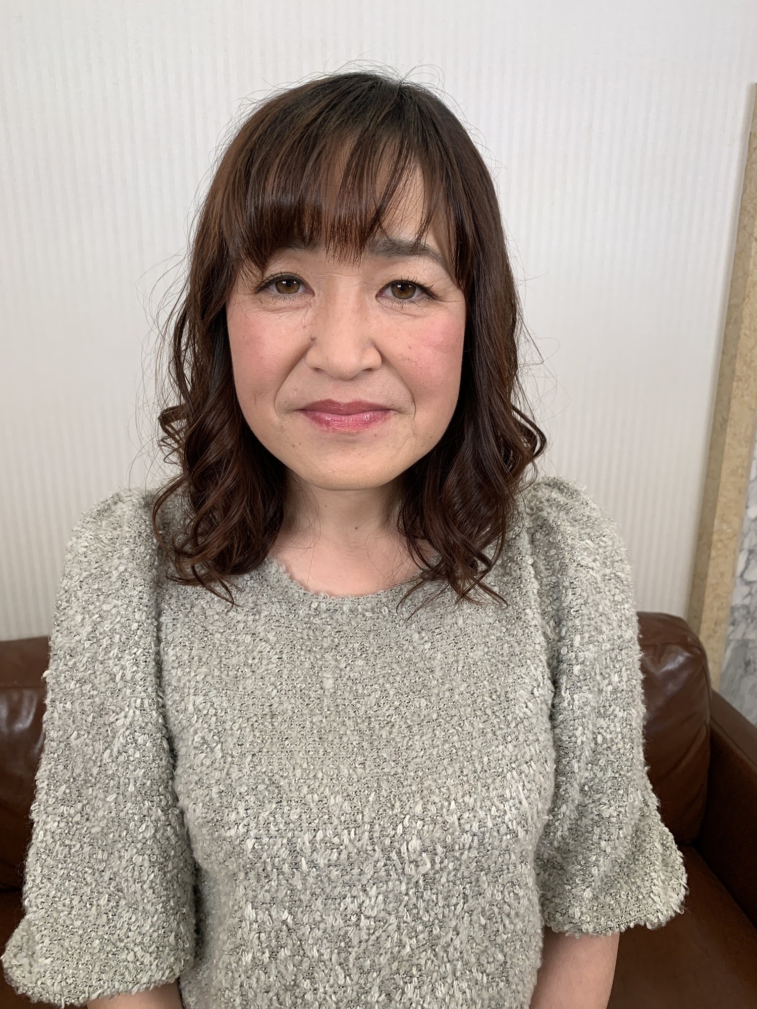 諸事情あってAV出演する内山さん52歳の場合。「お金も欲しいですが、自分を試してみたい。女を取り戻したい」とのこと。50歳を過ぎてまだ自分試しの旅をする暴れん坊将軍!面接中の感度チェックで嬉し恥ずかし失禁お漏らし!10年くらい未使用の枯渇したアソコは敏感マ○コにめでたく復活!おめでとうございますww 画像18