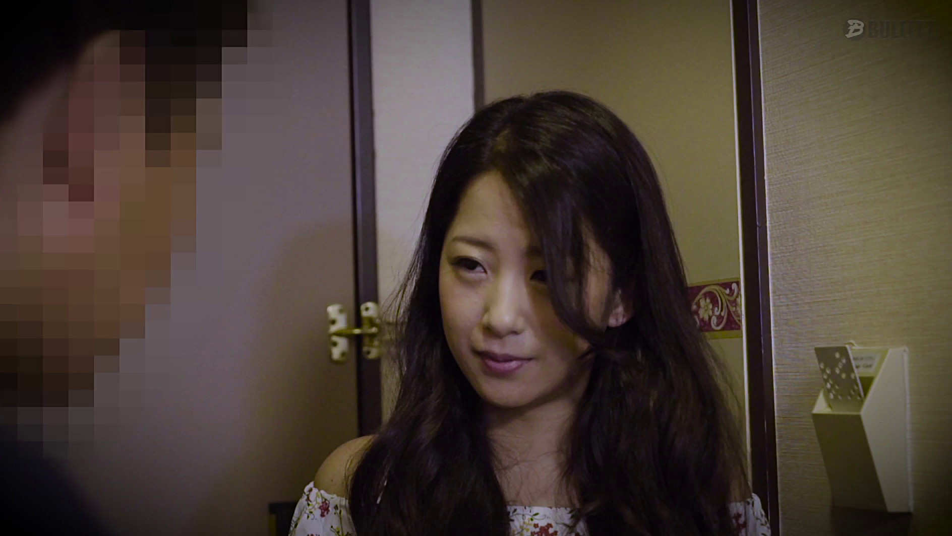 デリ呼んだら超気まずい知人が来た!普段ならありえないけど「お金もらって何もしないのは・・・」と彼女の気づかいに危険な生挿入!? 2 画像11