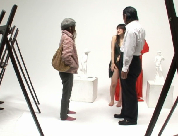 ナンパした素人ギャルを連れ込んでHな企画で全裸にさせて・・・!? 4時間 画像8