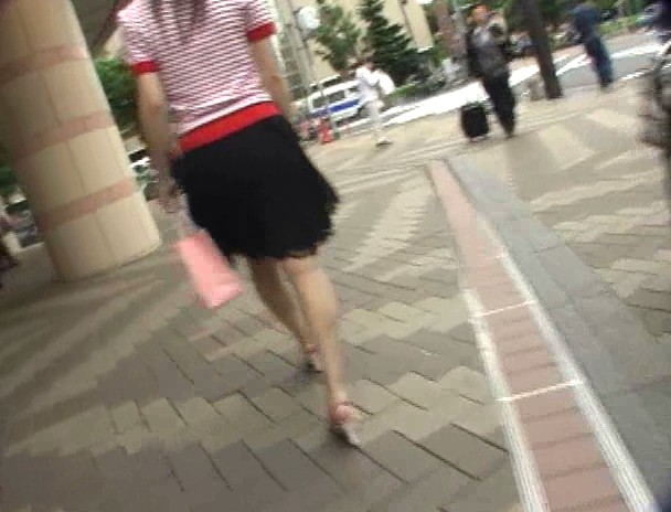 ガチンコ中出し!顔出し!人妻ナンパ “都内赤羽パチ○コ店編” 画像12