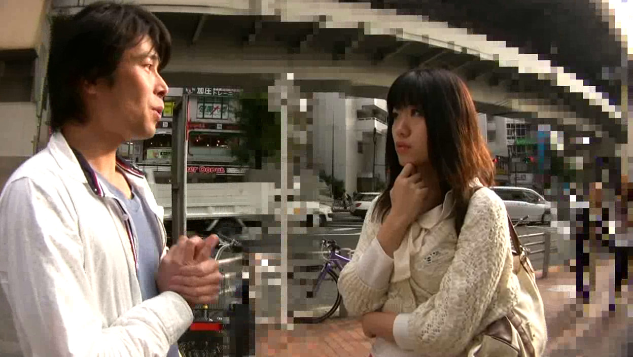 ガチンコ中出し!顔出し!熟女ナンパ ~渋谷&三軒茶屋住まいの色狂いセレブ妻~ 画像10
