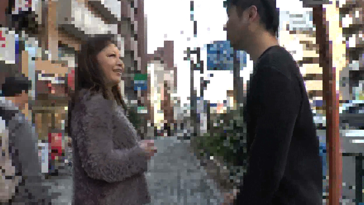 ガチンコ中出し!顔出し!熟女ナンパ ~池袋&大塚の欲しがり美熟女GET~ 画像1