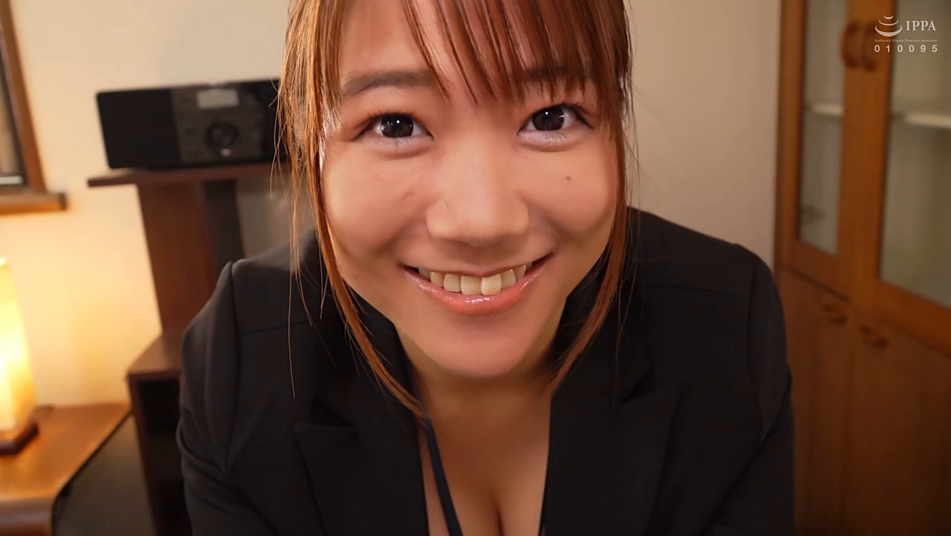 【H乳がムギュッ！】エロ過ぎキャリアアドバイザーのオッパイ押し付けカウンセリング 「一緒に頑張りましょう！」 宝生めい