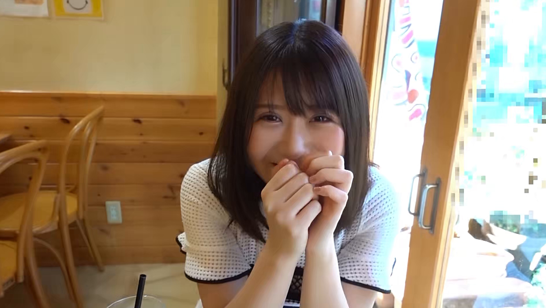 エロかわ素人娘にキュンキュン!!キュン越えギュン越えの美少女!!ノリノリハメ撮り!! ももちゃん/えびちゃん/あずさちゃん 画像1