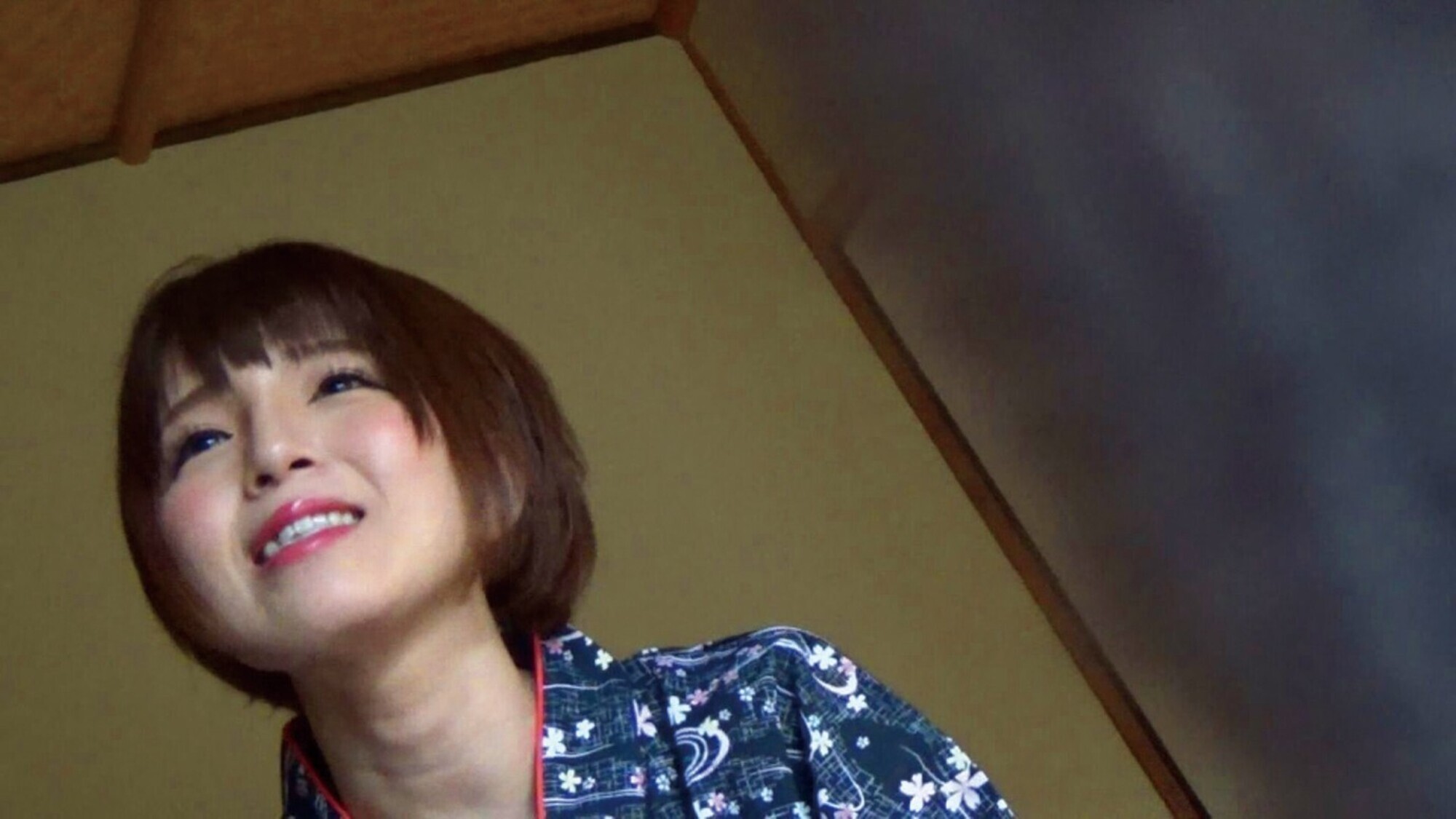 旅館で働く美熟女ナンパ「布団敷いたばかりなのに・・・」お客様にその場のノリで押し倒されてしまい・・・絶叫アクメ姿を晒す素人16人 画像15