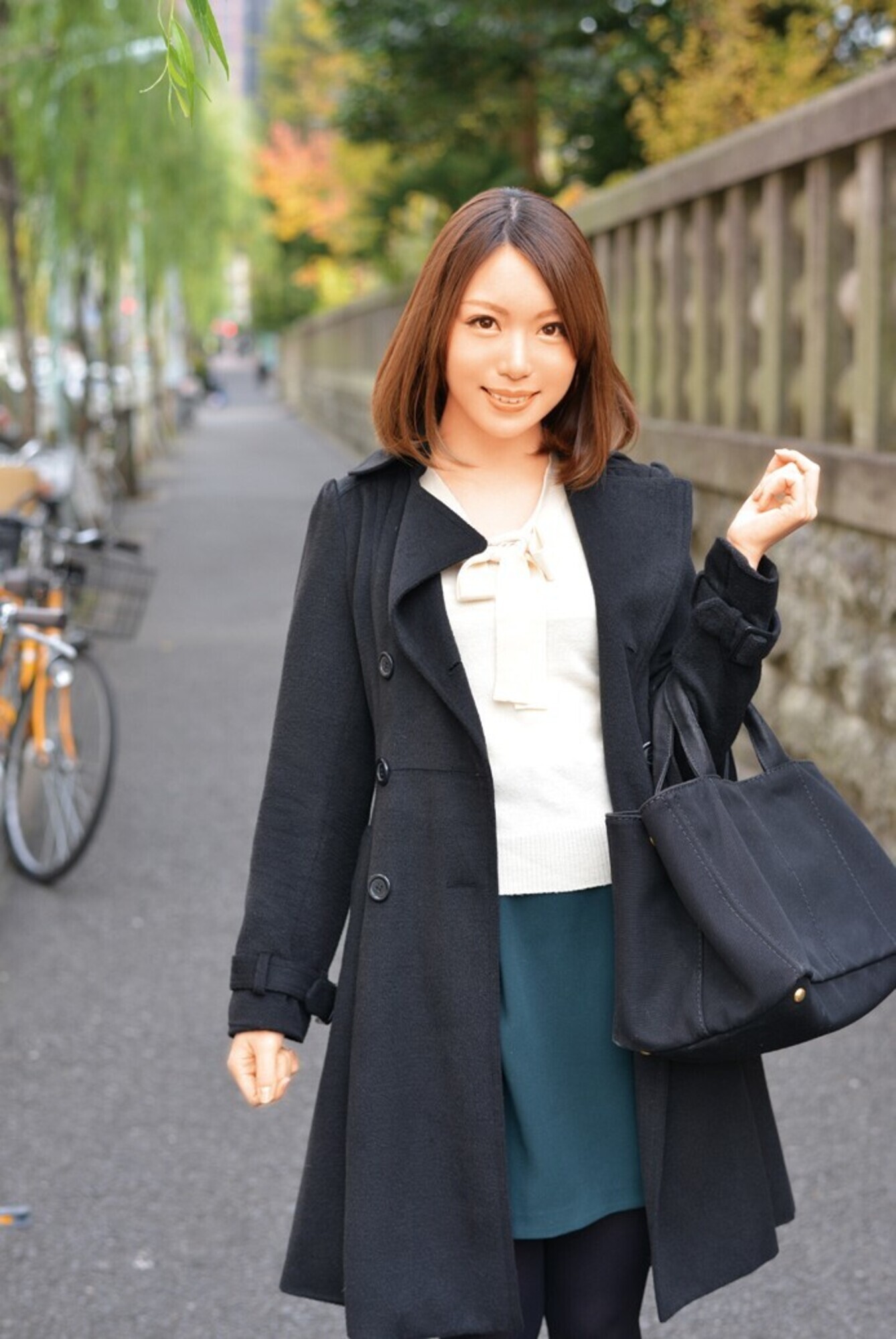 SEXしたくなるフェロモン最高人妻ナンパ 100人9時間 夫にナイショで大絶頂スペシャル!! 画像9