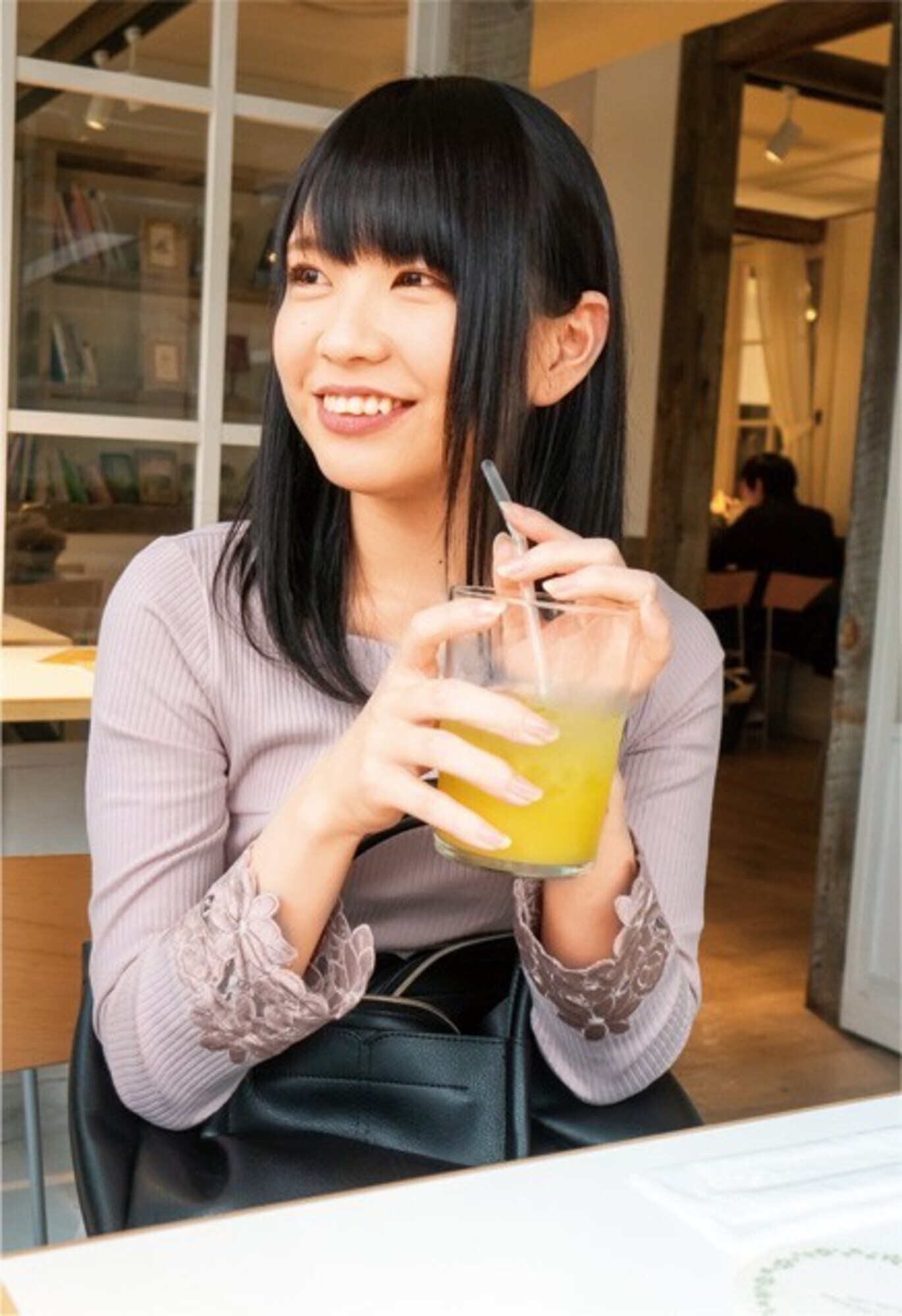 エロぃぃeeeee絶対ヌケル 顔面偏差値MAX美女 こんな僕にでもエッチしてくれる即ハメOK!二度見するほど激カワなヤリマン集団 12人4時間 画像8