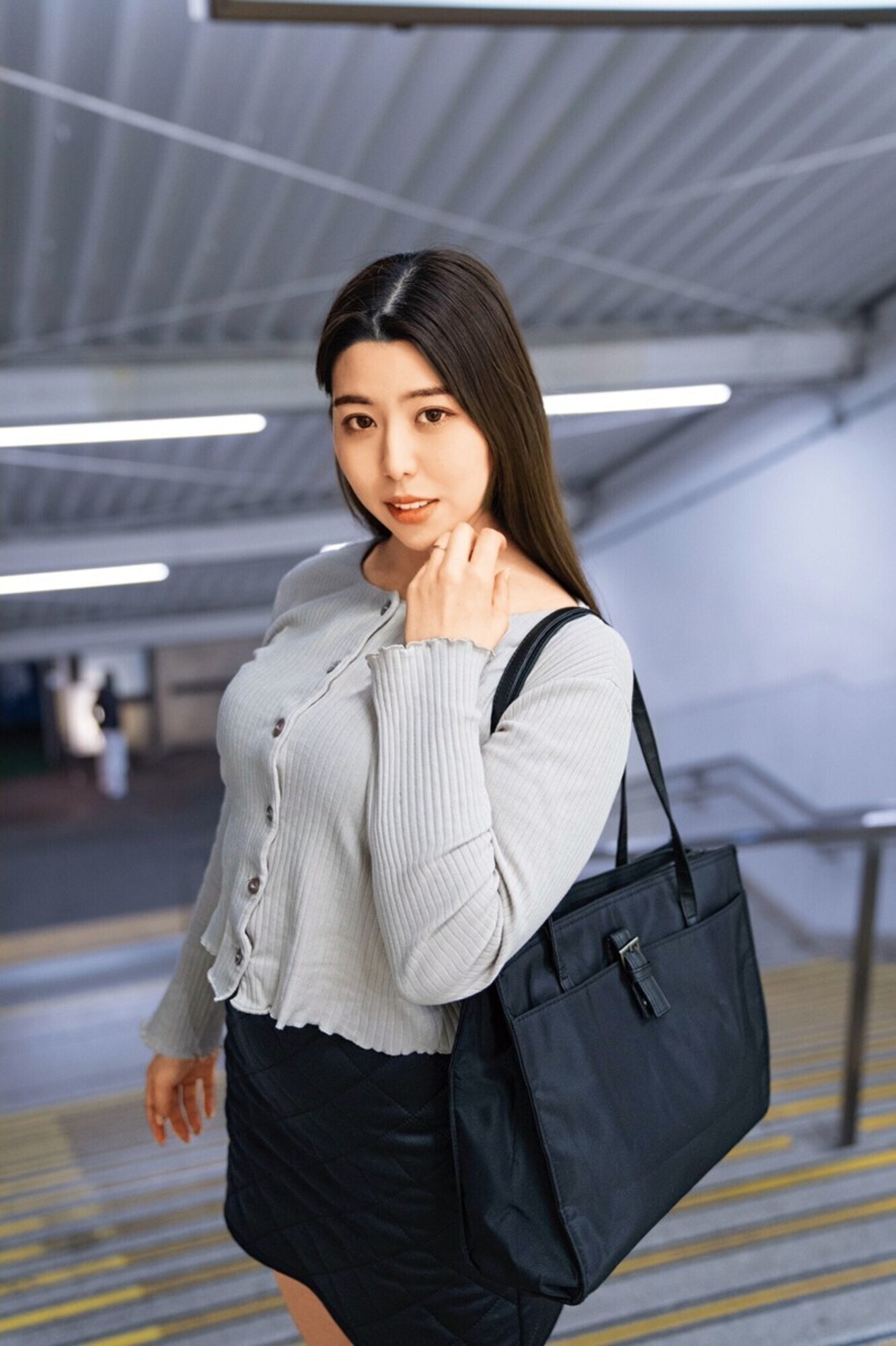 こんなに可愛い人妻吹かせます！体液x潮吹きx爆ヌキ！！イキまくり！！ワンナイトSEX 10人5時間 画像2