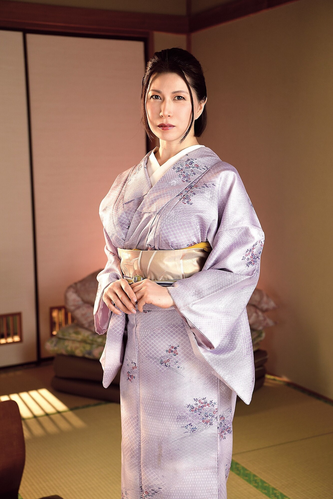 あぁ～れぇぇ～！おやめください～！着物美熟女 絶叫イキSEX 12人4時間 画像1