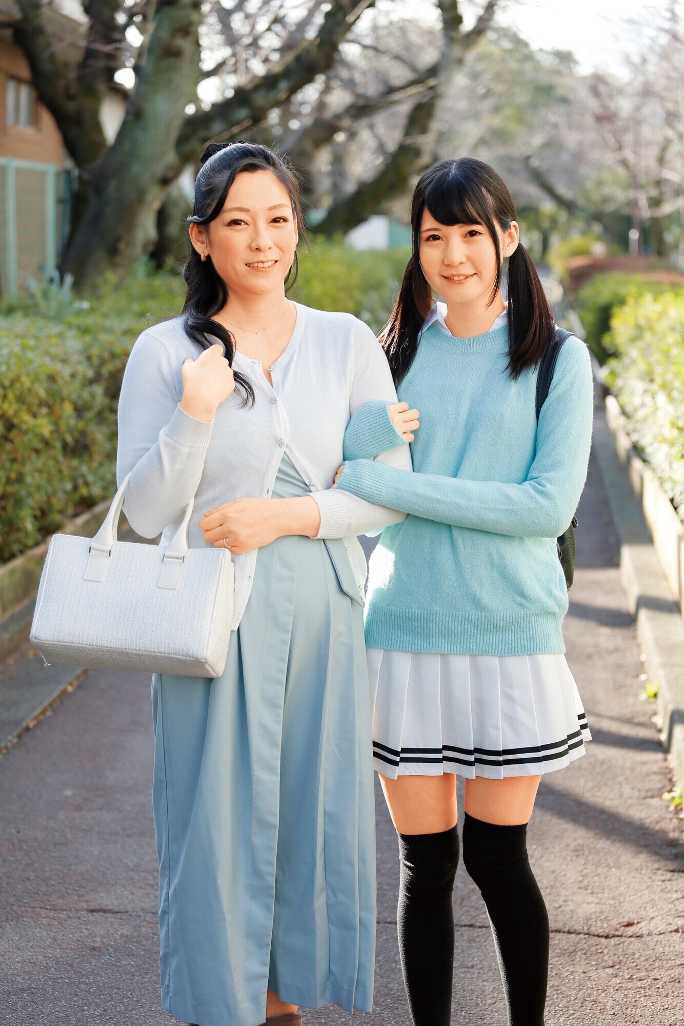 【本当にあったエロ話】性豪ヤリチンの究極願望 DNA一致への欲望 親子どんぶりFUCK！ 「俺！母も娘も同時にいただきま～す」 4時間 10組 画像10