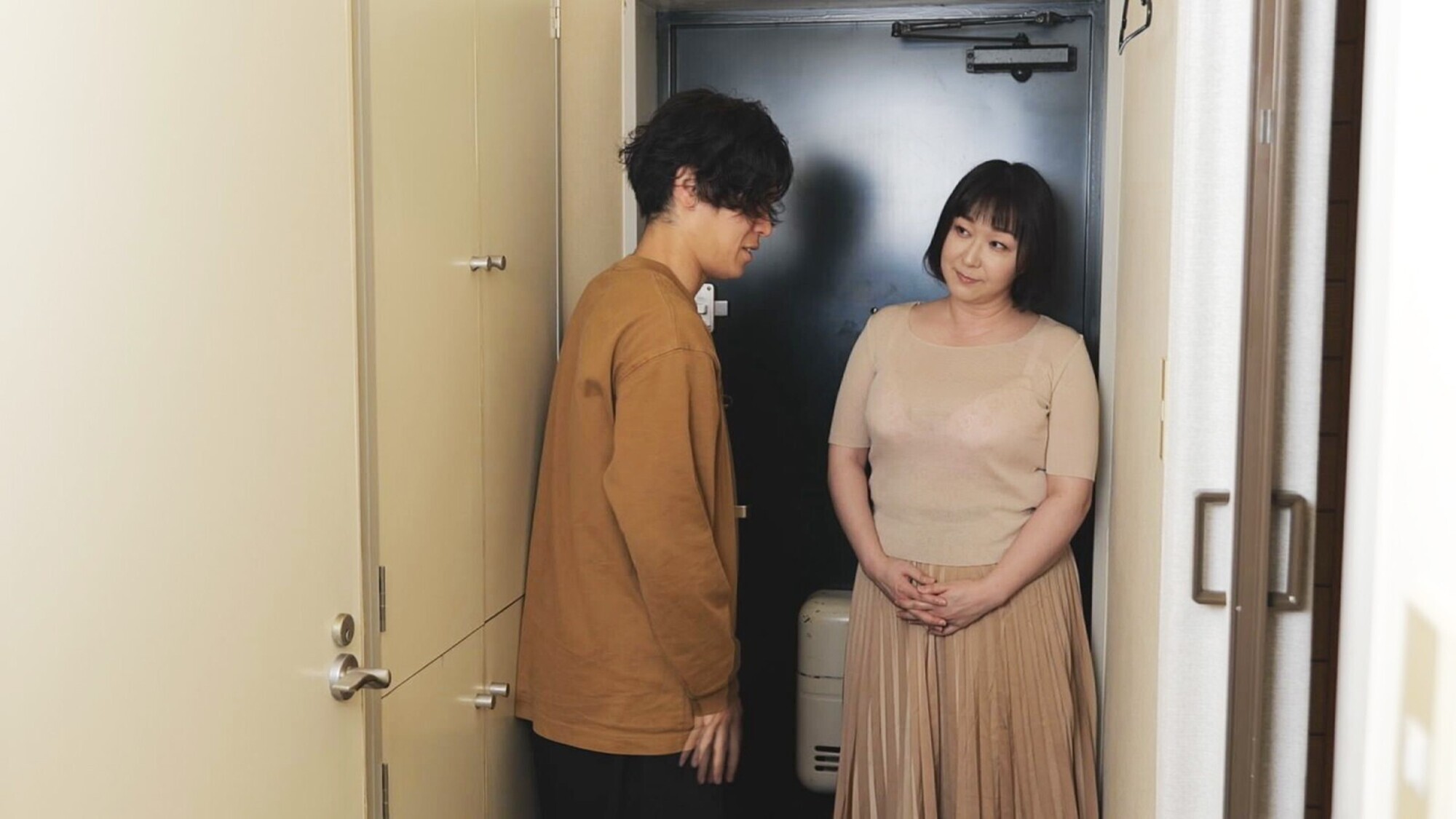 豊満爆乳大家さん1