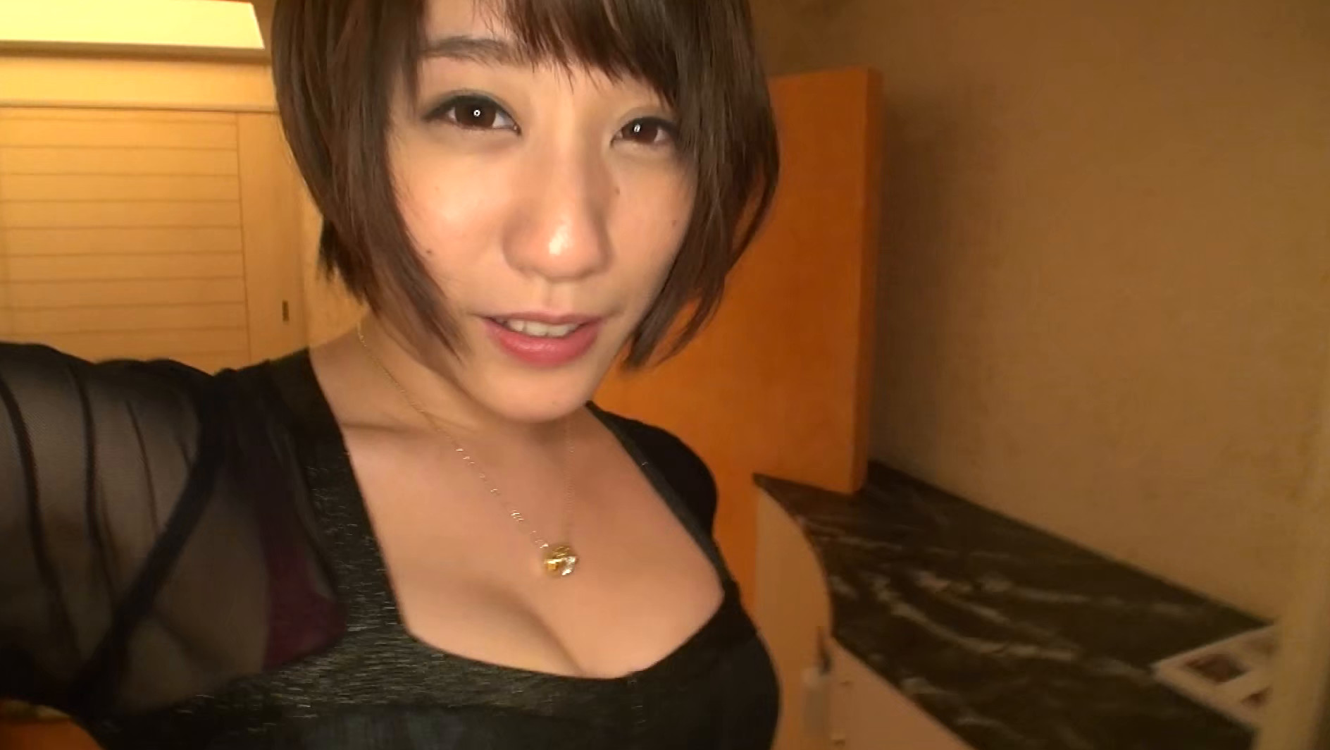 乳首でイケるほどチクビが敏感な私だからこそチクニーするほど乳首イジられ好きなM男をゆっくりじっくり愉しませてあげられる 梨々花 画像1