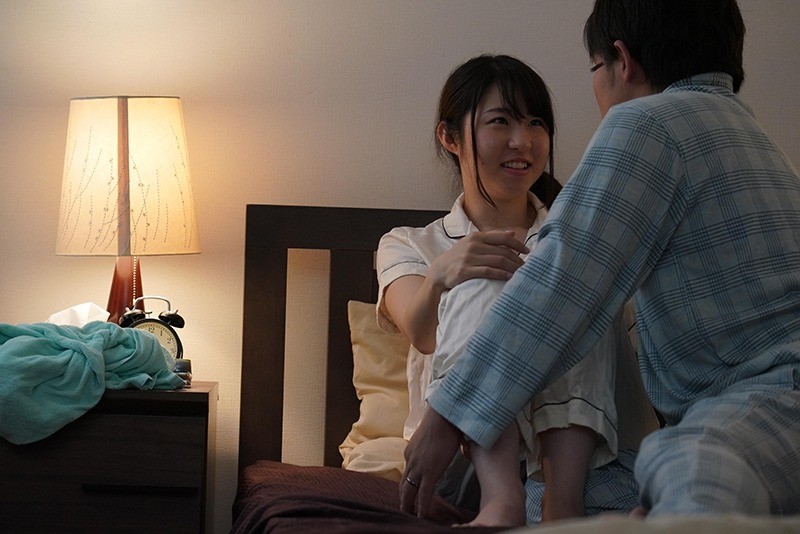 帰宅した旦那さんにバレないように素人妻の自宅にこっそり一泊 さおりさん 画像14