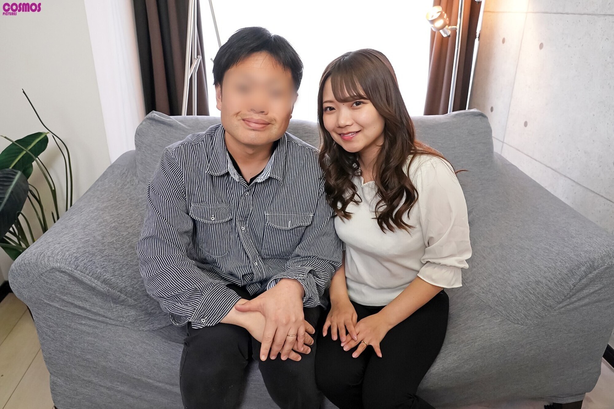 寝取らせ検証『夫婦のセックスを記念に残すはずが代役との疑似SEXに・・・』プライベートAV制作で他人棒をオマ○コに擦られ続けた妻はその後浮気してしまうのか? VOL.10 画像1