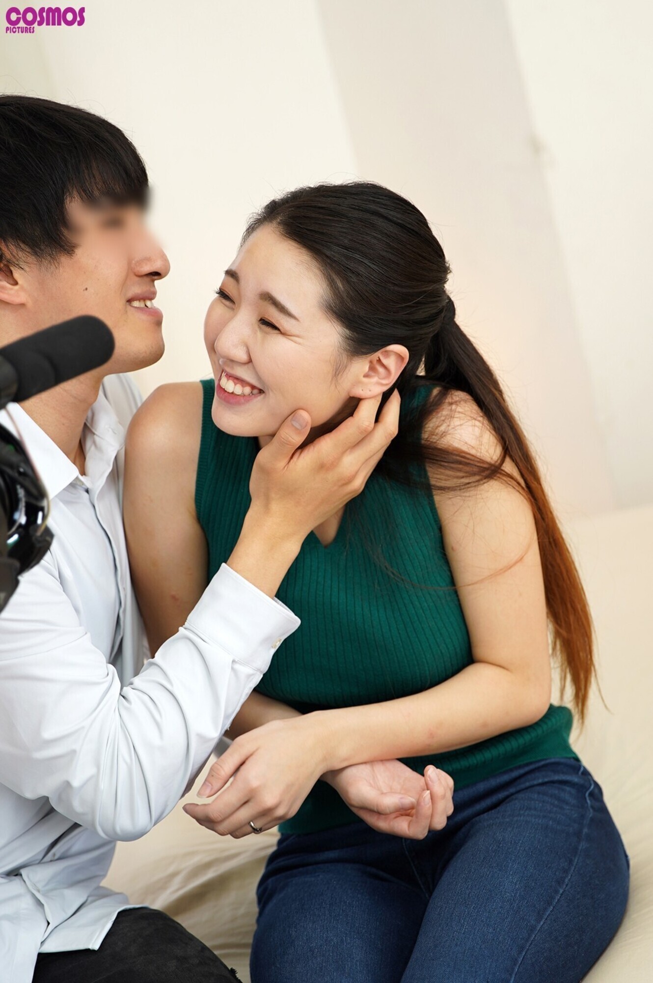 寝取らせ検証『夫婦のセックスを記念に残すはずが代役との疑似SEXに･･･』プライベートAV制作で他人棒をオマ○コに擦られ続けた妻はその後浮気してしまうのか？ VOL.4 ヒカルさん（28歳）