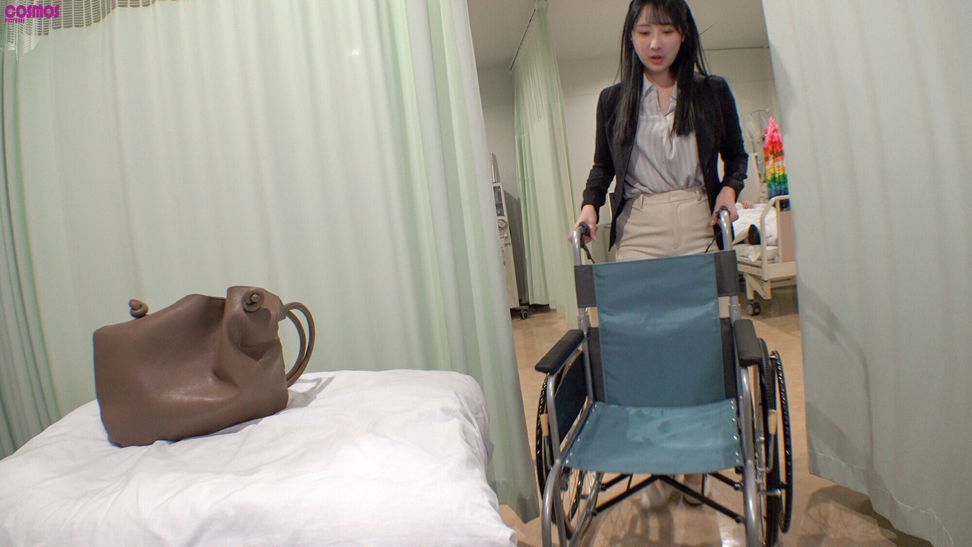 入院して動けない僕の性処理をしてくれるセフレ妻が痴女化?苦手だった騎乗位がみるみる上達し病室で何度もヌかれまくった 画像9