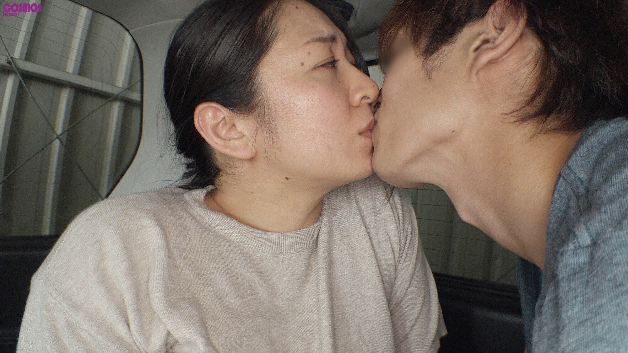 子持ちのおばさんだけどおち〇ぽ欲しいの カエデさん(43歳) 2枚目