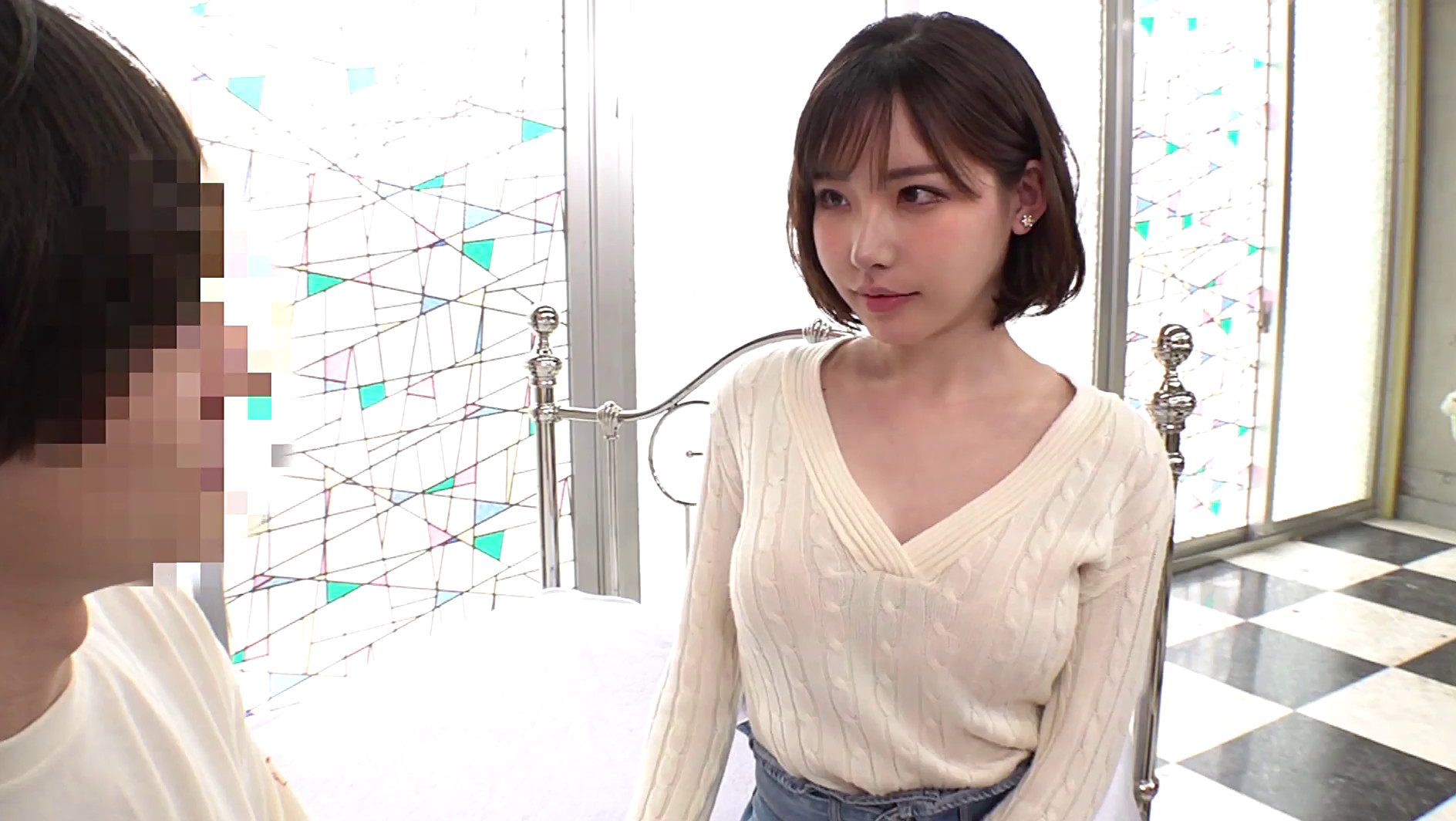 深田えいみのベロキス逆ナンパ!路上でベロちゅ~!えいみの凄テクに耐えたらご褒美に中出しエッチ! 画像18