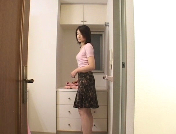 家系内相姦 実の姉にSEXを教わった弟 桜井咲子 四十歳 イメージ14