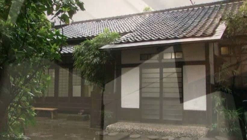 中出し近親相姦 全裸親子 朝霧一花 画像10