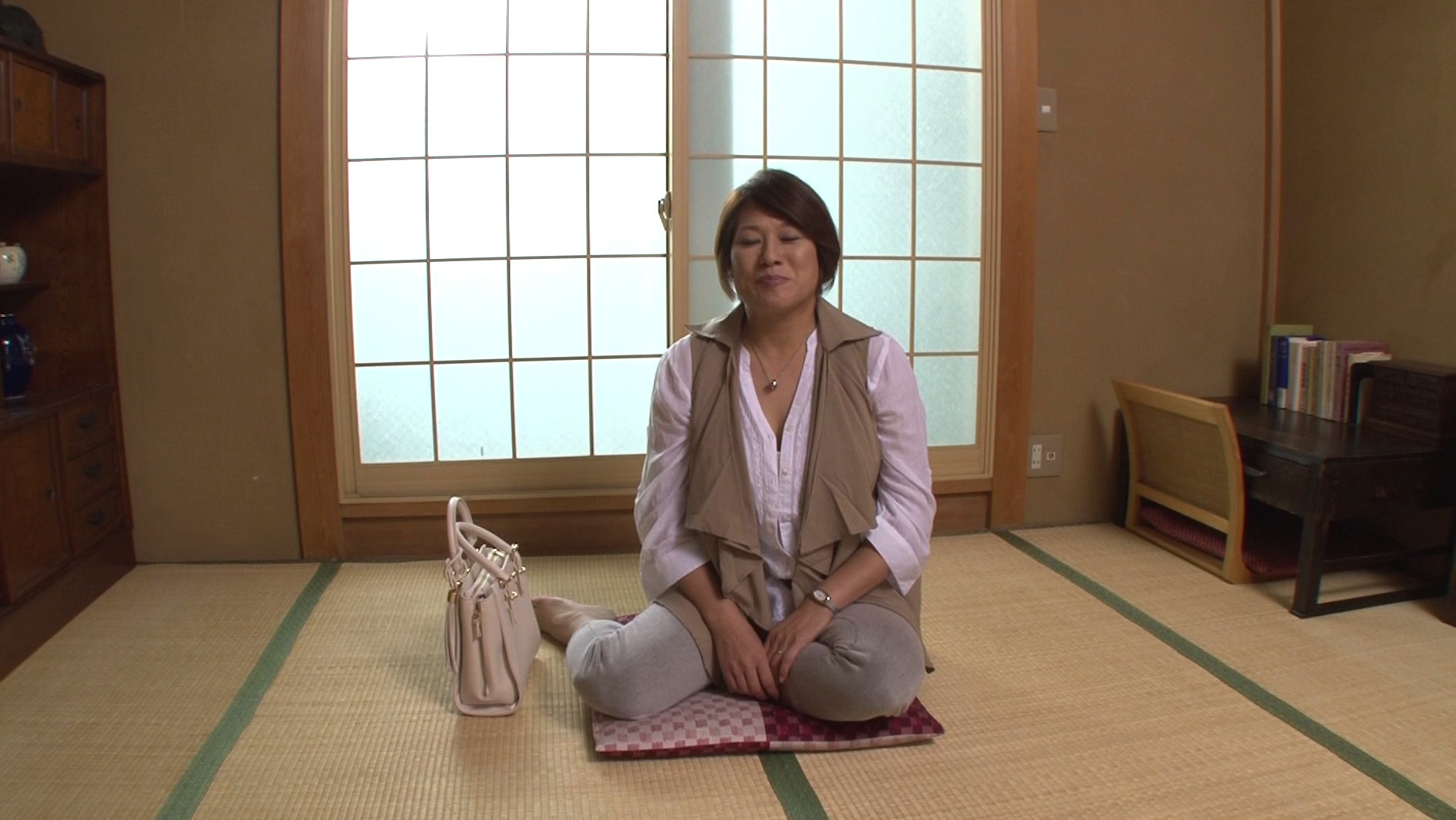 初撮り人妻ドキュメント 松浦やち代 四十八歳 画像1
