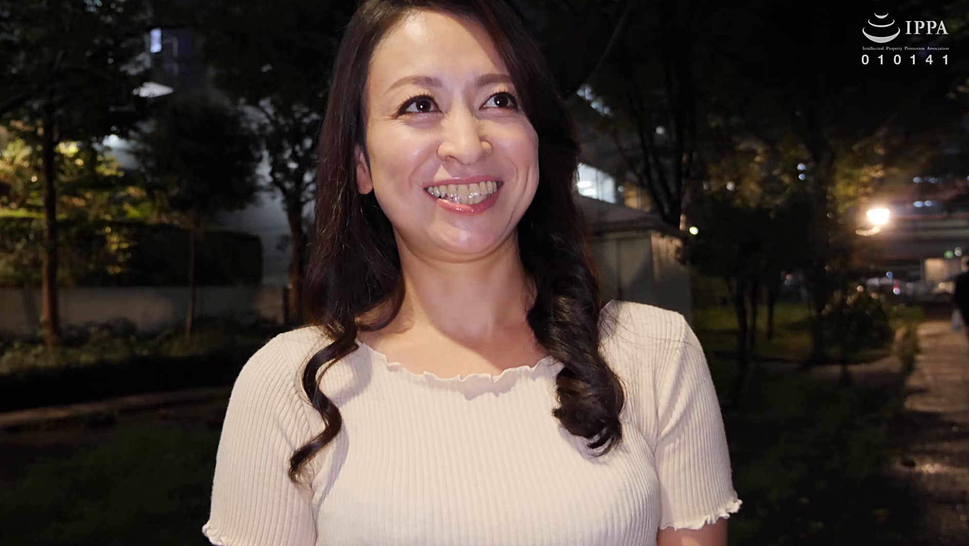 初撮り人妻、ふたたび。 潮崎あやめ 四十八歳 画像1