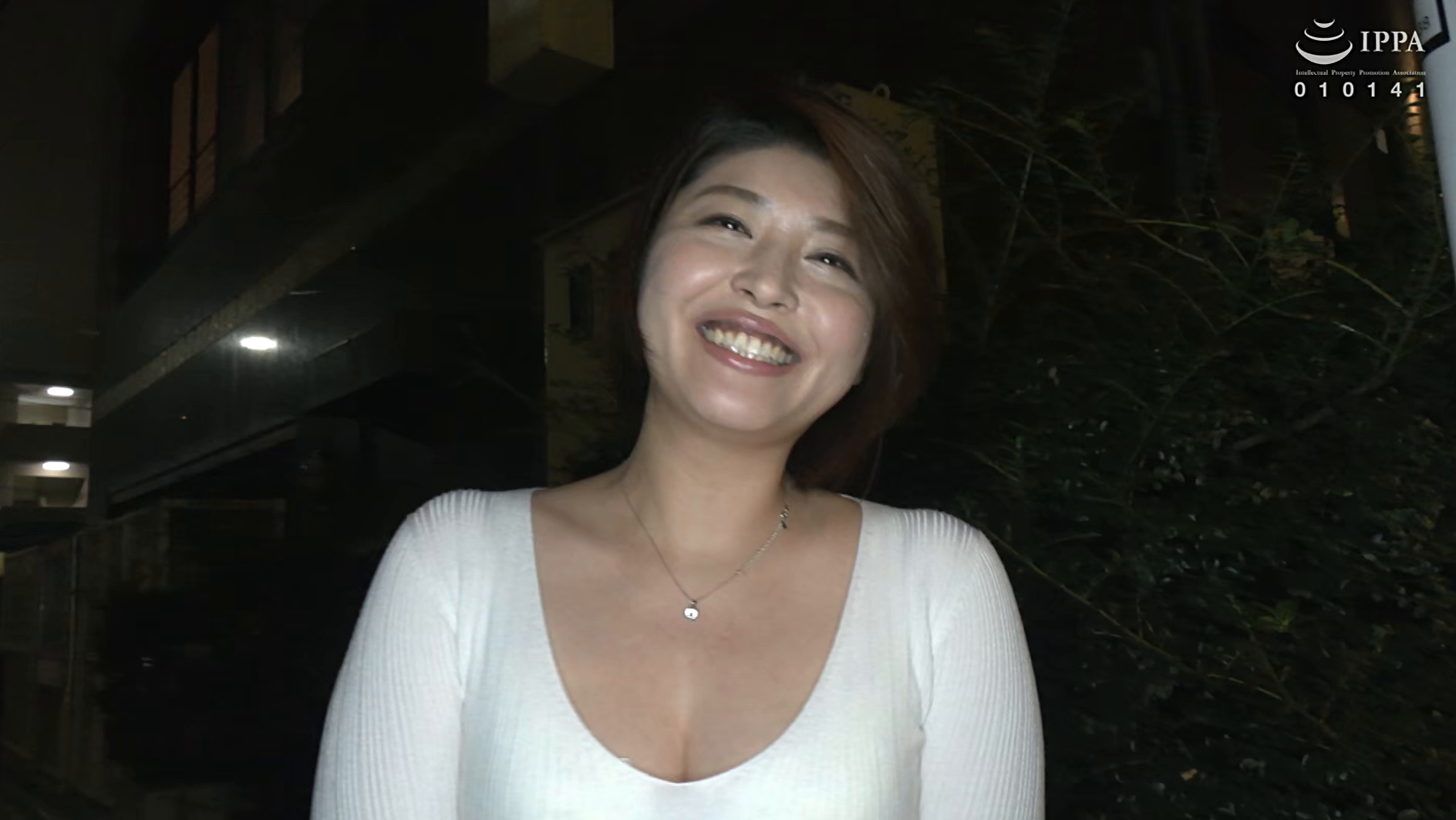 初撮り人妻、ふたたび。 赤井美希 三十七歳 画像1