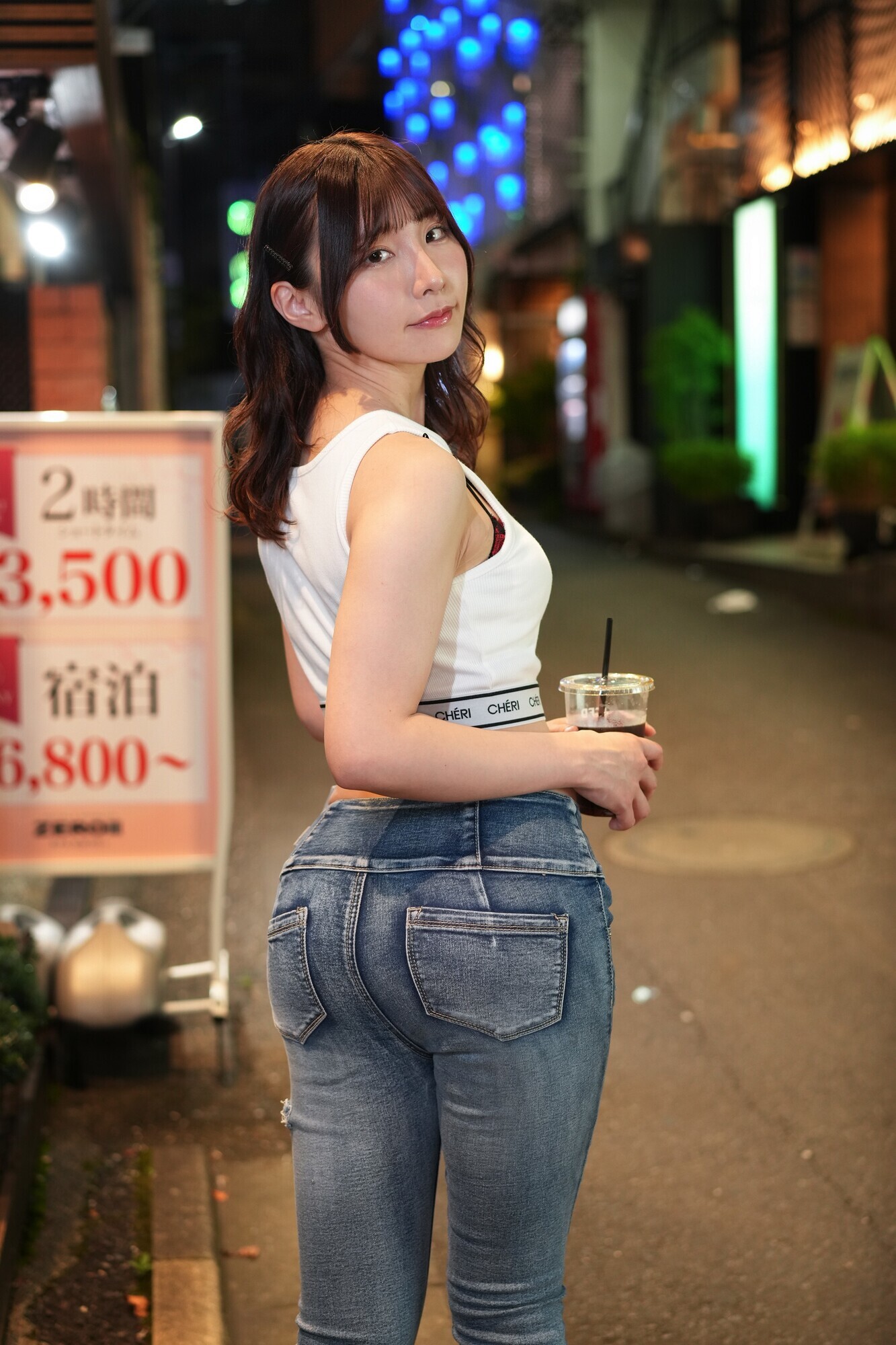 彼女と最近マンネリ化してしまっているので、初3Pしてみます。 画像3
