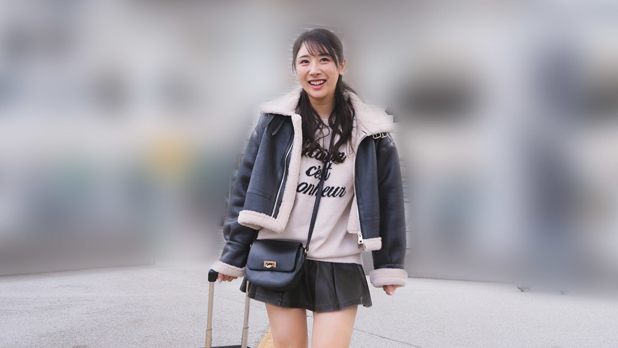 内緒でエグい接客してくれた美人CAをホテルに誘って生ハメしたら何度も求めるヤリマンだった VOL.5 画像8