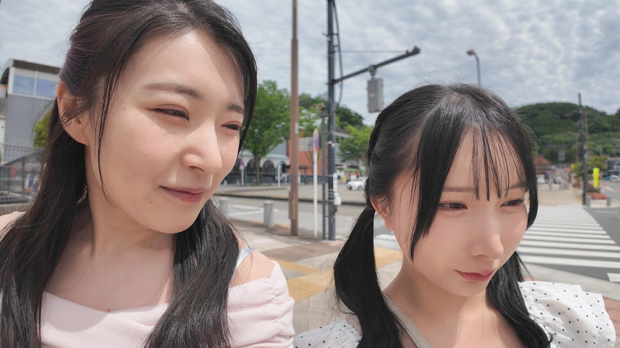 やっぱり早漏の君が好き！優しい家庭●師と敏感女子が初めてのお泊りで何度もイカセあうちっぱい女子温泉レズ旅行 画像3